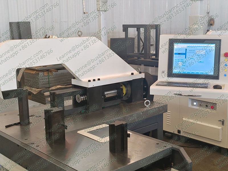 HQ400-1200B CNC koperrailbuigmachine